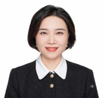 CÔ JACQUELINE LING