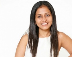 CÔ KAVYA CHANDRASEKHAR