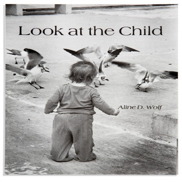 Hãy quan sát trẻ