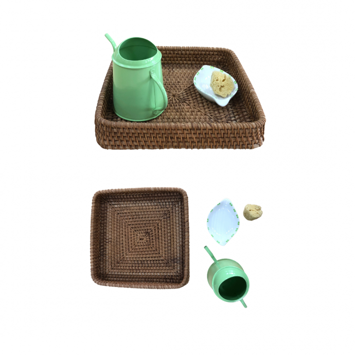 Tưới Cây (Watering Plants)